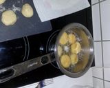 Gluténmentes rántott sajt panírozás nélkül recept fázis 2 fotója