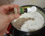 A picture of step 2 of Custard Sevaiya.