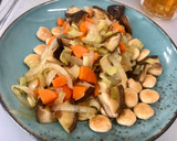 Foto del paso 3 de la receta: Pollo con almendras y seta shitake 🍜🍜🍜🥢🥢🥢