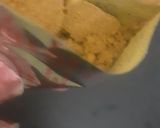 A picture of step 4 of Cheesy vegetable maggi.