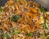 Foto langkah ke 4 dari resep Kwetiau Goreng.