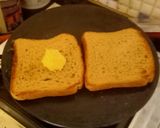 A picture of step 3 of Bread sandwich.