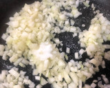 Foto del paso 4 de la receta: Arroz meloso de sepia y gambones
