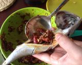 Foto langkah ke 6 dari resep Ikan bakar isi sambal kecap pedas pasti puas!.