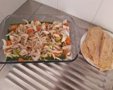 Foto del paso 2 de la receta Pechuga rebozada, horno + guarnición... patata, cebolla, puerro, zanahoria y pimiento
