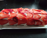 Foto del paso 9 de la receta: Brazo de fresas con nata Mambo