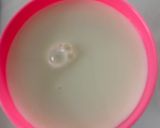A picture of step 1 of Mawa gulab jambu.