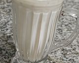 A picture of step 4 of Banana Soyamilk Smoothie.