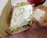 Foto del paso 3 de la receta: Sándwich en Pan Pita con salsa de Yogurt