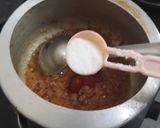 A picture of step 3 of Stuffed brinjals in cooker.