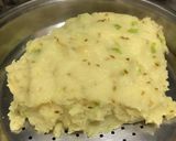 A picture of step 4 of Rice Flour Khinchu (chawal ka Saja).