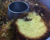 Foto langkah ke 6 dari resep Bolu Marble Choco Chips.