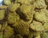 A picture of step 5 of Methi Masala Mathri.
