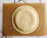 Une image de l'étape 6 de Galette des rois noisettes et chocolat.