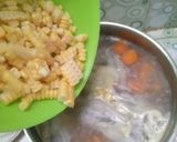 Foto langkah ke 5 dari resep Sop ceker macaroni.