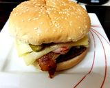 A picture of step 5 of My other lovely Burger. 😙.