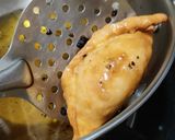 A picture of step 10 of Khasta Gujiya.