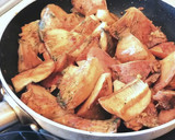 Foto del paso 2 de la receta: Rovellons con espinacas, a la catalana