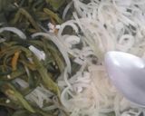 Foto del paso 4 de la receta: Rajas poblanas con crema