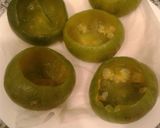 Foto del paso 2 de la receta: Zapallitos rellenos de carne y queso mozzarella!