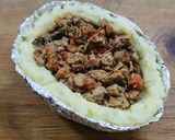 Foto del paso 8 de la receta: 🥔🧀Papas rellenas con carne y vegetales, gratinadas con queso 🧀🥔