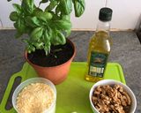 Foto del paso 1 de la receta: Salsa pesto para unos ricos tallarines..