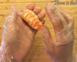 รูปขั้นตอนการทำที่ 4 ของ Shrimp Nigiri Sushi.ข้าวปั้นซูชิหน้า กุ้ง