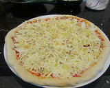 Foto del paso 2 de la receta: Pizza de Jamón y queso (con piña)