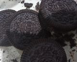 Foto langkah ke 2 dari resep Sandwich Choco Ice Cream.