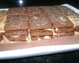 Foto del paso 6 de la receta: Chocotorta con muuuuuuucho dulce de leche
