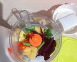 Foto langkah ke 3 dari resep MPASI 6m+ ; chicken potato sauce red spinach.