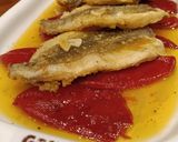 Foto del paso 6 de la receta: Pescadillas a la andaluza con piquillos confitados