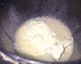 A picture of step 3 of Banana smoothie.