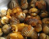 Foto langkah ke 4 dari resep Kerang Saus Padang pedes gilaaaa... 😂😂😂😂.
