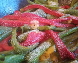 Foto del paso 3 de la receta: Pimientos para guarnición