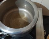A picture of step 1 of Egg Biryani.