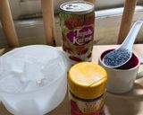 Foto langkah ke 1 dari resep 72. Judul :Es susu kurma selasih.