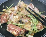 Hình bước làm 5 của món Sườn kho sả