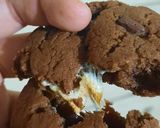 Foto langkah ke 6 dari resep Simple Softcookies (Chocolate & Marshmallow).