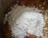 A picture of step 3 of Besan ladoo.