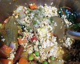 A picture of step 5 of Vegetable Dalia khichdi.
