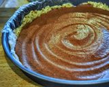 Foto del passaggio 3 della ricetta Torta crudista al cioccolato e kumquat