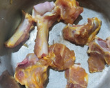 மட்டன் சுக்கா வறுவல் (Mutton sukka varuval recipe in tamil) ரெசிபி ஸ்டேப் 1 புகைப்படம்