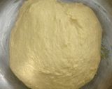 Foto langkah ke 1 dari resep Kunyit Chili Flakes Cheese Sourdough Bread (Open Bake Method).