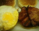A picture of step 9 of Tex's Egg & Bacon Cheeseburgers 🐷 🍔🐄🍳🧀.