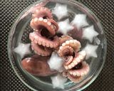 Foto del passaggio 2 della ricetta Insalata giapponese con cetrioli e polipo