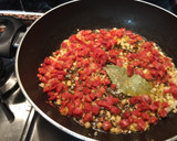 Foto del paso 6 de la receta: Macarrones con tomate y chorizo al horno