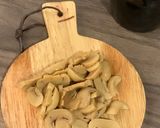 Foto langkah ke 1 dari resep Creamy Mushroom Sauce.