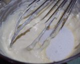 A picture of step 3 of Basque Cheesecake.