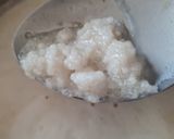 A picture of step 3 of Dairy-Free Melkkos.